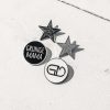 Accessoires : Bijoux, Ceintures Grungemama | Pin'S Grungemama Logo Gm Blanc